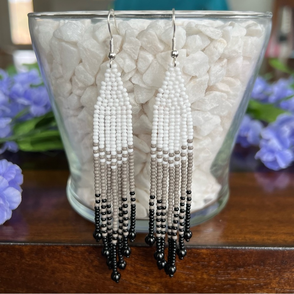 Seed Bead Earrings Beaded Earrings Dangle‎ Earrings Black Gray White Gradient